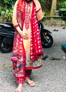 Pakistani Suit Set {PRICE REDUCED}