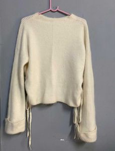 soft and comfortable cropped sweater
