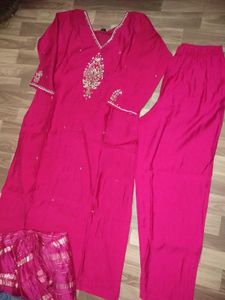 Elegant Pink Kurta Set