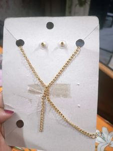 Beautiful Necklace With Earrings