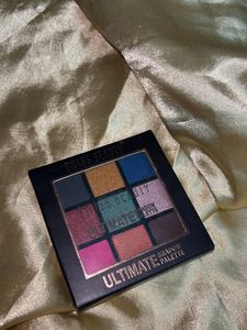 Swiss beauty shadow palette