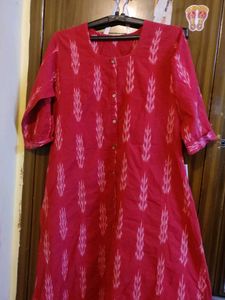 Reddish Pink Button-Down Kurti