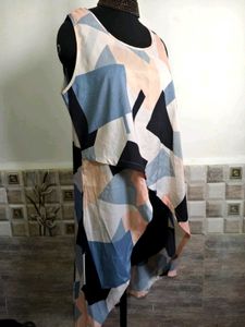 Abstract Print Sleeveless Top L/XL 38-40 in
