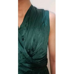 Stunning Emerald Sunday Top