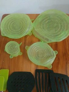 4 Multipurpose Silicon Lids, 3 Cradle, 1 Spatula