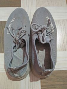 Sports Shoes For Girls