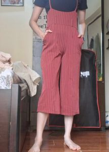 Red And White Capri Pants With High Waist