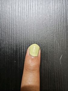 Studio West Vivid Nail Colour