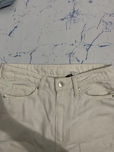 H&amp;M Straight High Rise White Jean