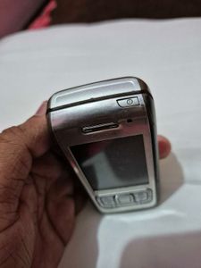 nokia E65