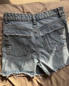 ZARA SHORTS!