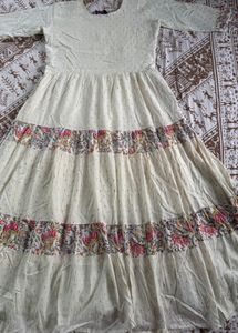 Elegant Floral Kurta Set