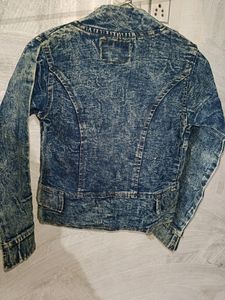 Beautiful Full Sleeves Blue Denim Jacket 🧥🧥🧥🧥