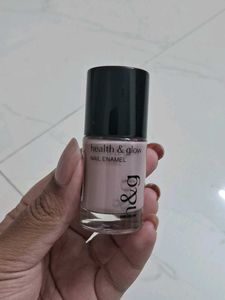 H&G Nail polish