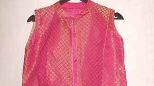 Outer Layer For Kurtis