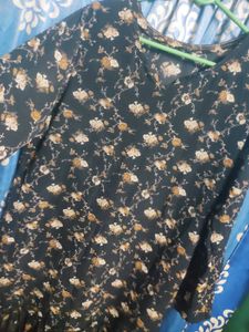 Elegant Green Ethnic Gown / 3 kurti