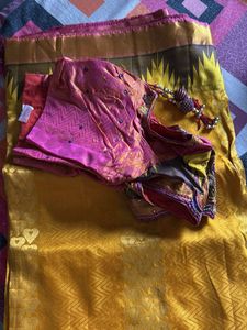 Saree With Blouse (32)