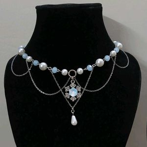₊˚⊹౨ handmade glacial frost beaded necklace ৎ ₊˚⊹