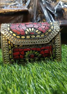 Women Handbag (Clutch)
