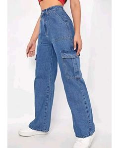 Women&#39;s Jeans