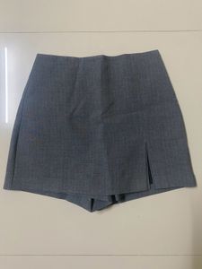 Zara Skorts