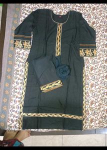 Plack Suit With Dupatta