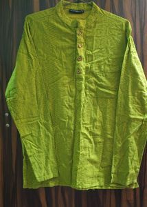 GREEN SHORT KURT FOR BOYS - SIZE-S