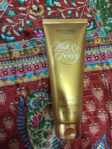 Milk and Honey Gold Smoothing Sugar Scrub Small Pk