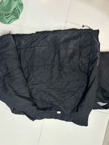 Heavy-Duty Black Puffer Windbreaker