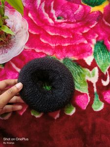 Woman Stylish Hair Bun Rubber