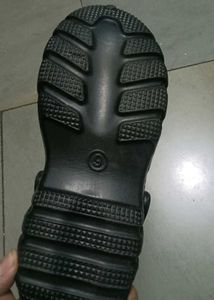 Black Comfort Clogs