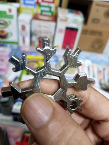 Snowflake Tool (18in1)