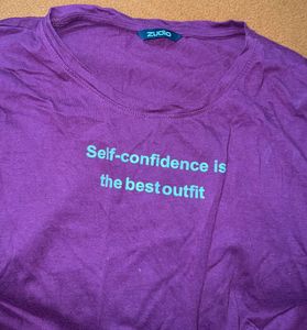 Round Neck T-shirt With Elastic Edges