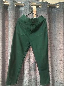 Green Long Sleeve Top and jeans combo