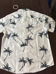 SHEIN -Palm Print Shirt