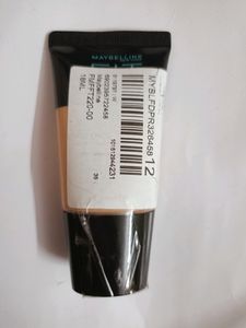 Pack Of 2 Maybelline Foundation ❤️