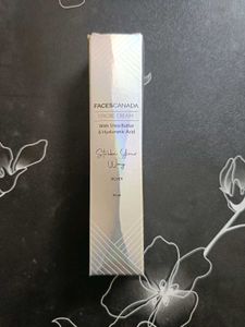 Faces Canada Strobe Cream
