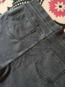 Grey Jeggings 🖤🤍♥️