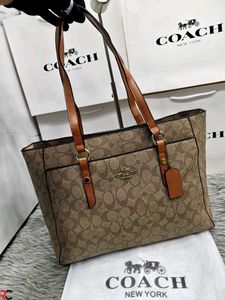 COACH*  *SIGNATURE TOTE BAG* *10A QUALITY*