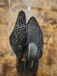 Chic Black Woven Mules