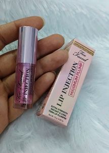 Too Faced Lip Injection Maximum Plump