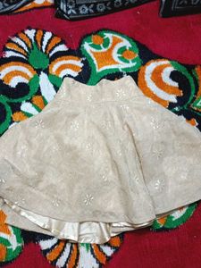 Newly Bought Fashionable Clothing Wears For Girls