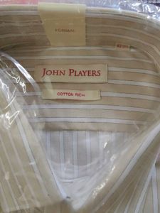 John Players Men Shirts - New with Tags 42&#34;