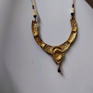 Jwelllery Set With Earrings And Tika