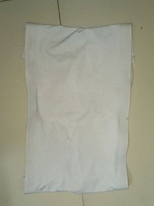 White Strapless Bra With Pattern At Back