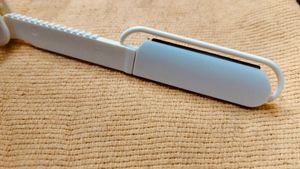 Face Razor 🪒 Set Of 8🚨..Use And Throw Pack .