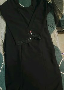 Elegant Black Embroidered Kurta