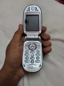 Motorola V535