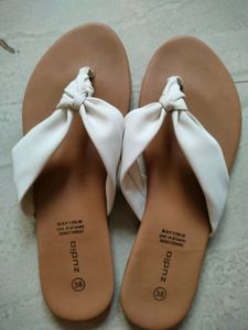 Women Flip-flop/Flats