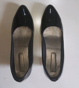 Black Heels Bellies